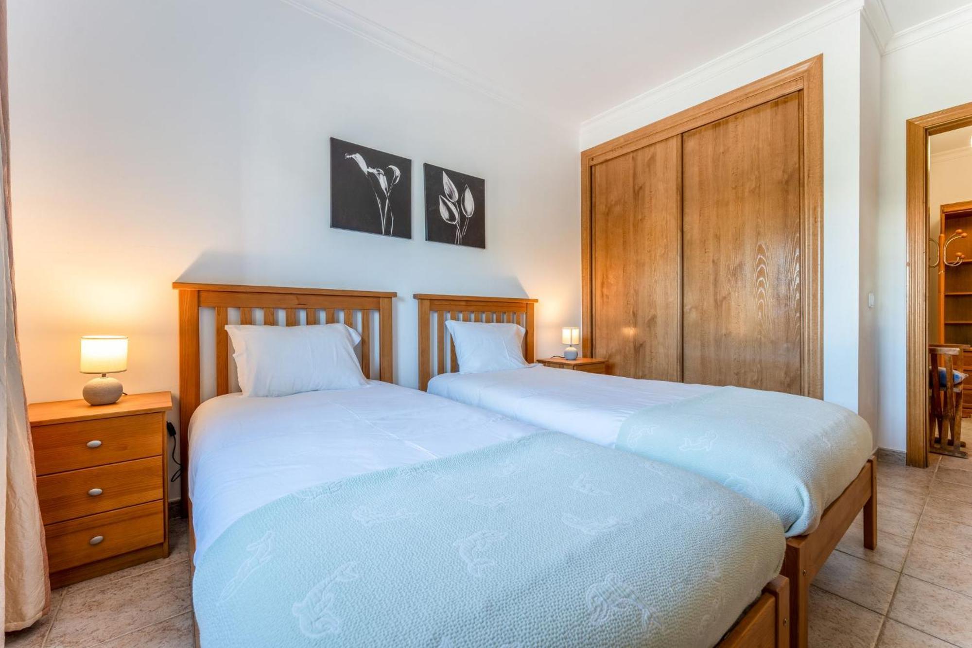 Bright & Cozy 1 Bdr Flat W/ Balcony By Lovelystay Apartment *